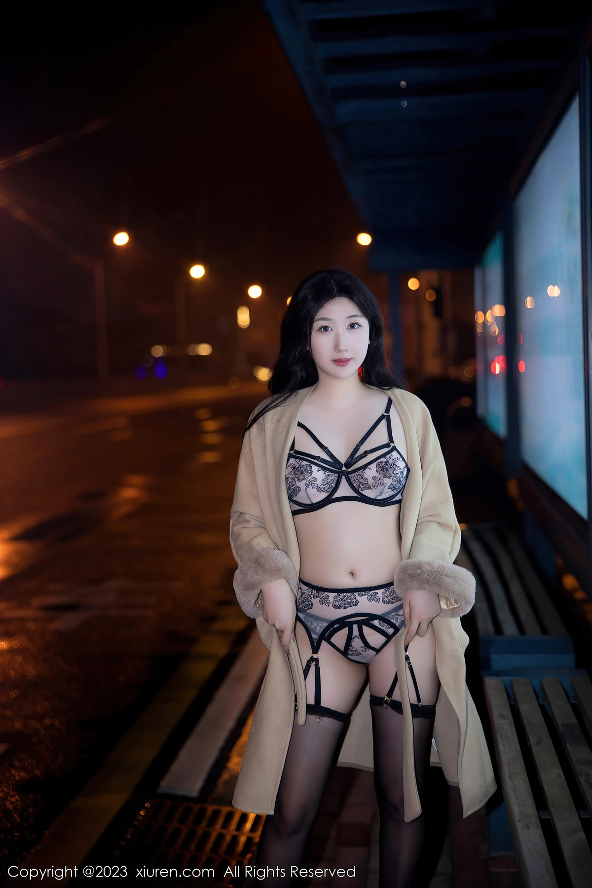 秀人网No.6424江真真 蕾丝黑丝吊袜藏不住的青春辣度，66P超量写真解锁满分魅力 - 5