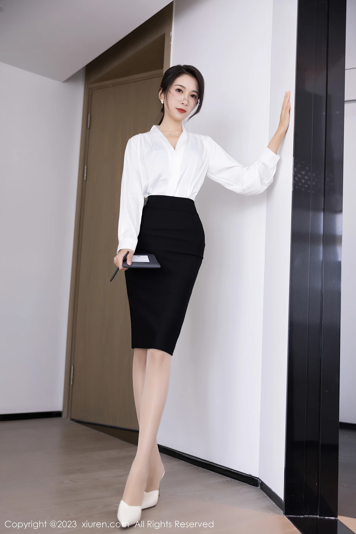 XiuRen No.6439 林乐一的白裙蕾丝杀：86P藏着女生想定格的所有美 - 6