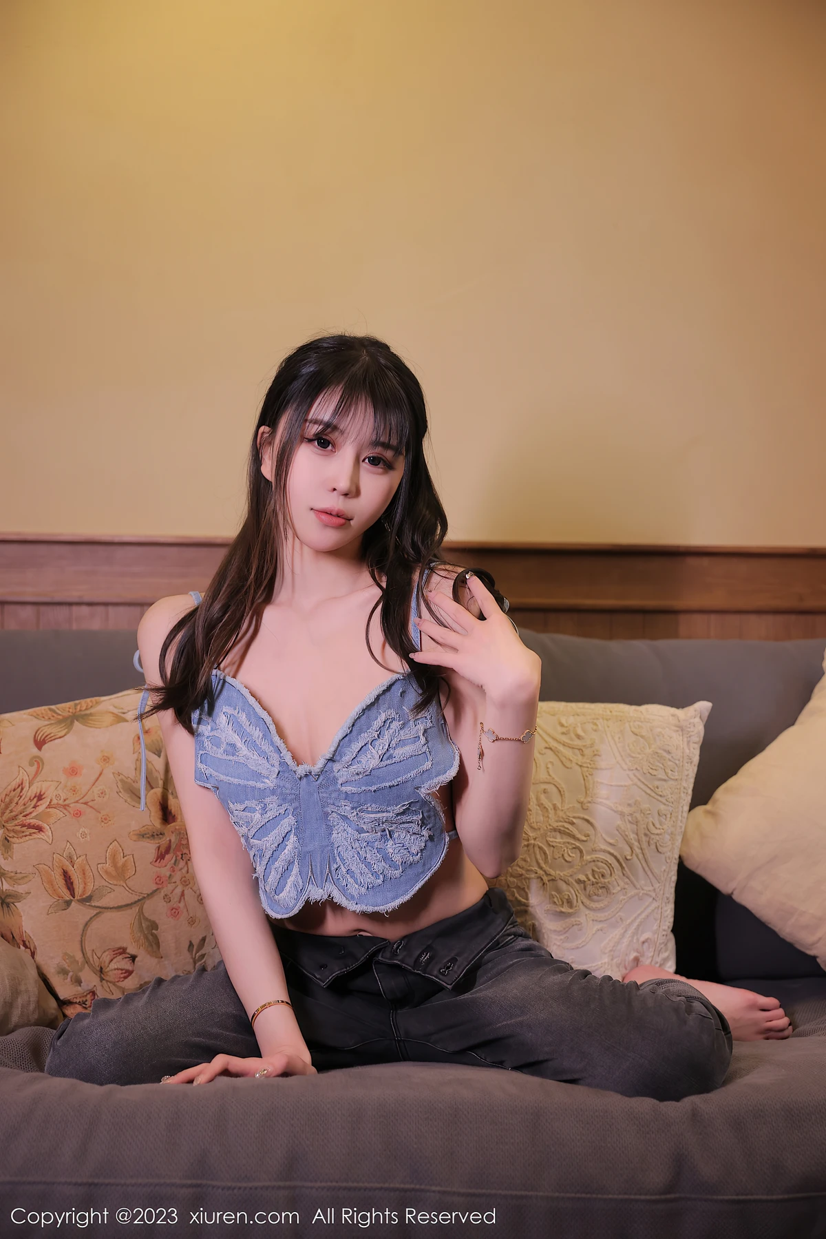 XiuRen No.6449 tina_甜仔牛仔暴击：170cm白羊妹的凹凸曲线藏不住！ - 7