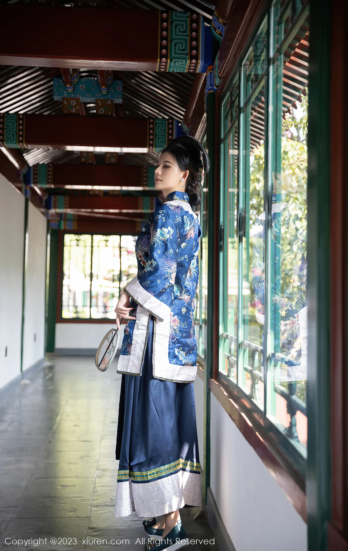 XiuRen No.6398 就是阿朱啊:宫廷装+蓝睡衣双重魅惑,86张写真美到心颤! - 2