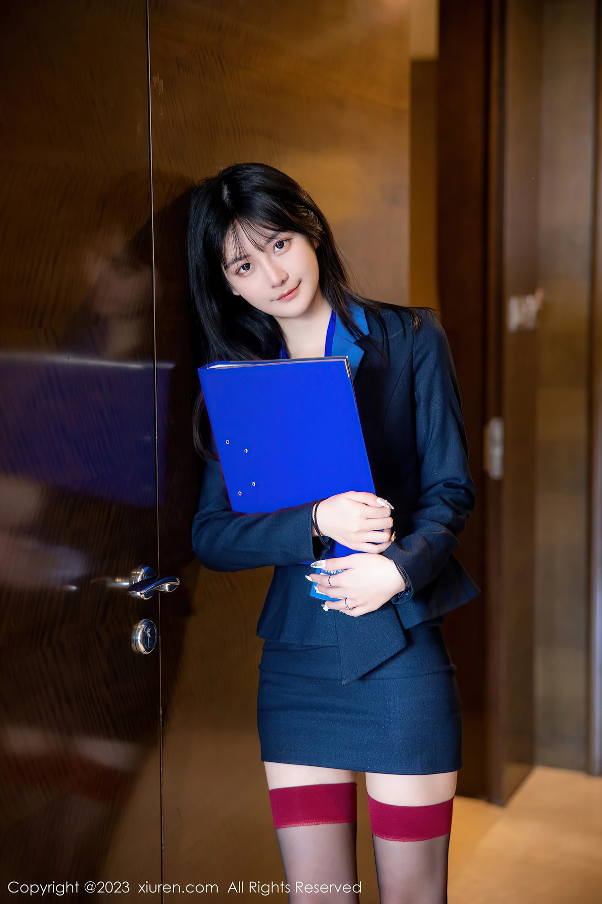 谢小蒽 No.6407：OL+紫蕾丝+超薄黑丝，她的美值得你为她定格！ - 5