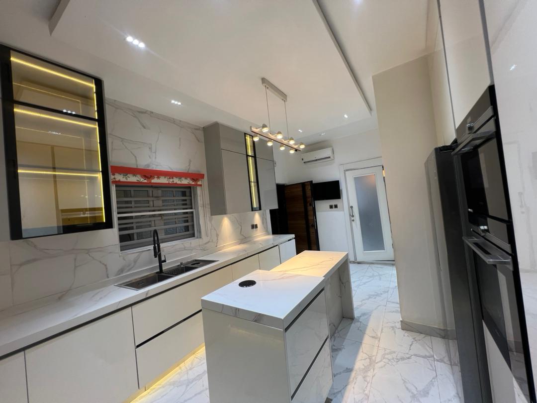 Island Kitchen