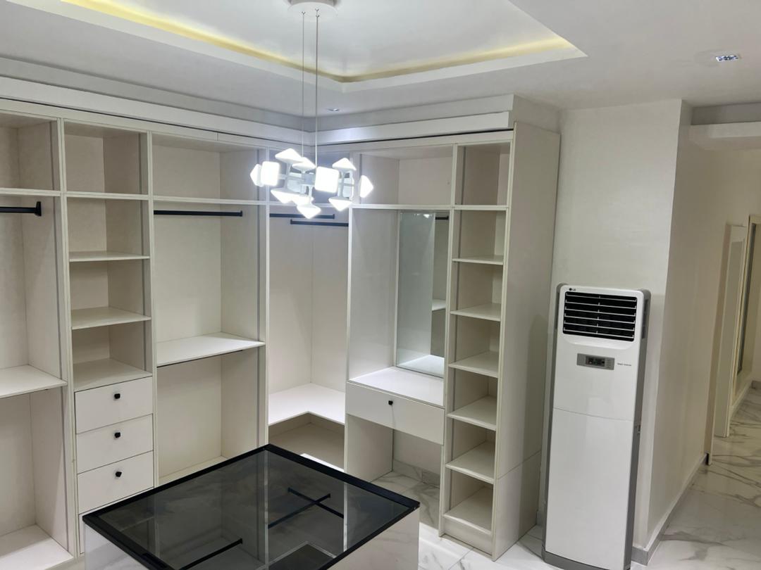 Walk-in Closet