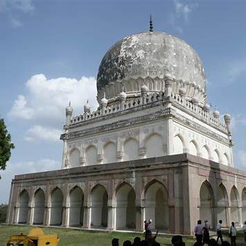 Qutb Shahi Tombs