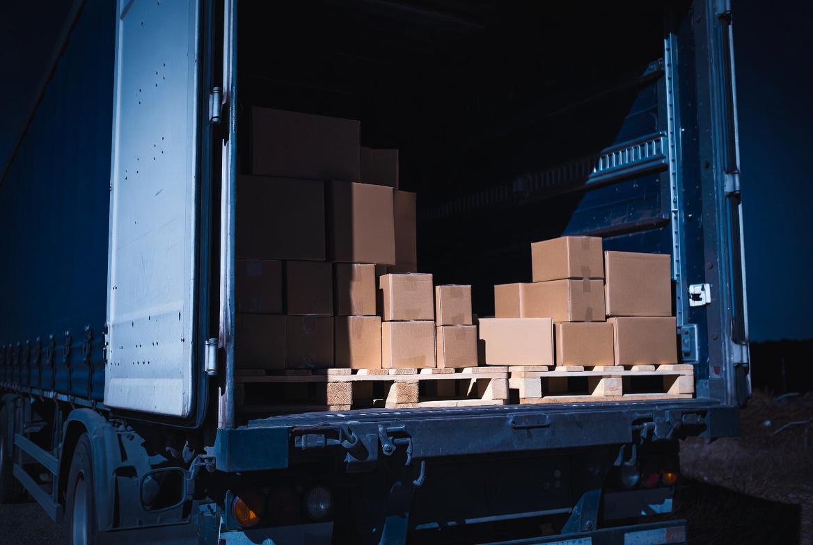 Cargo loaded on pallets inside an ICAP trailer