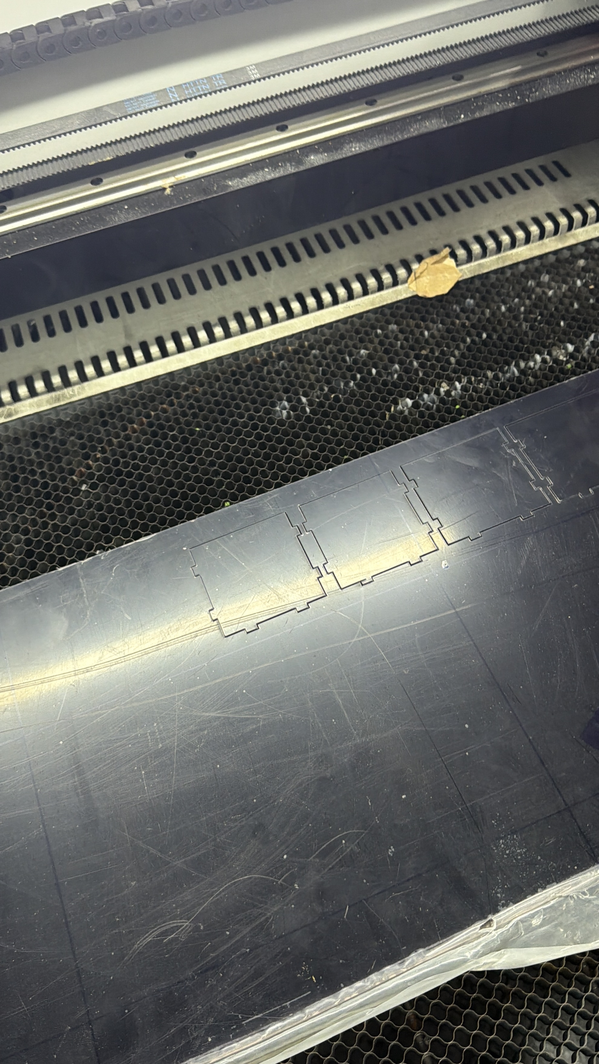 Laser-cut construction kit — photo 1