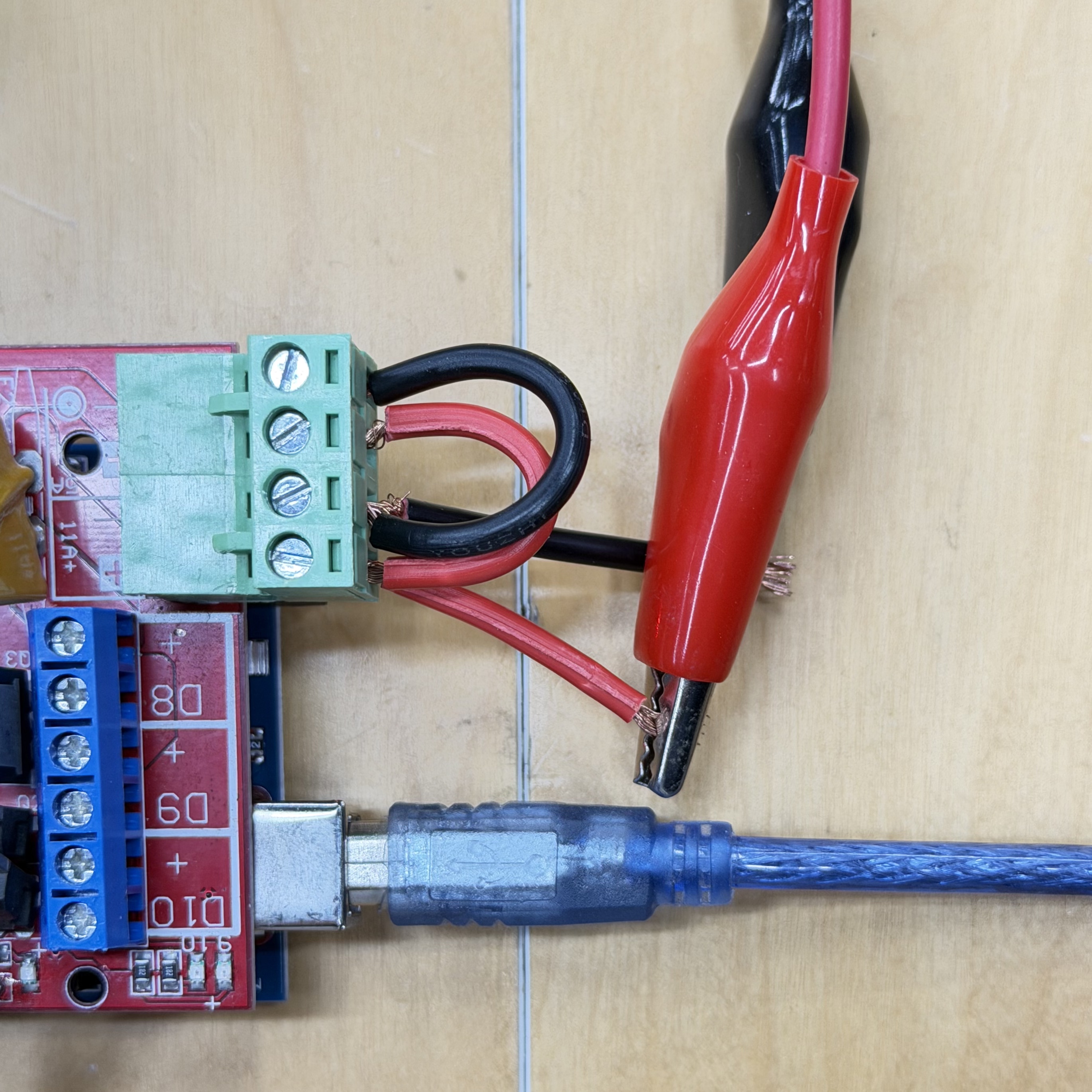 Arduino Mega with RAMPS shield: external 12 V power supply wiring