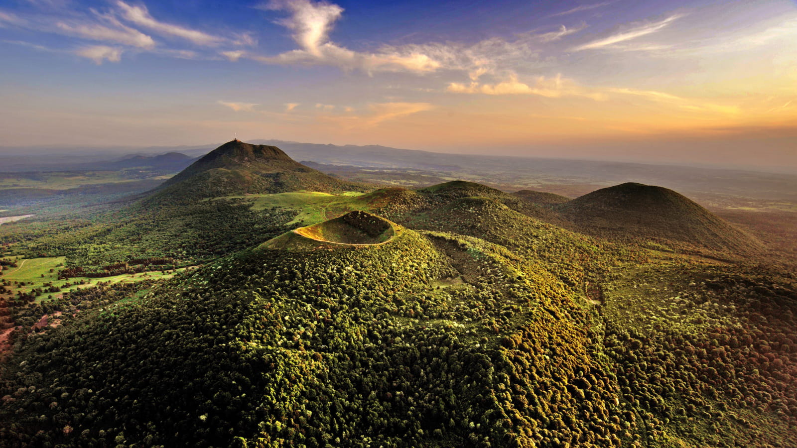 Chaine des Puys volcano