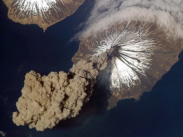 Cleveland volcano