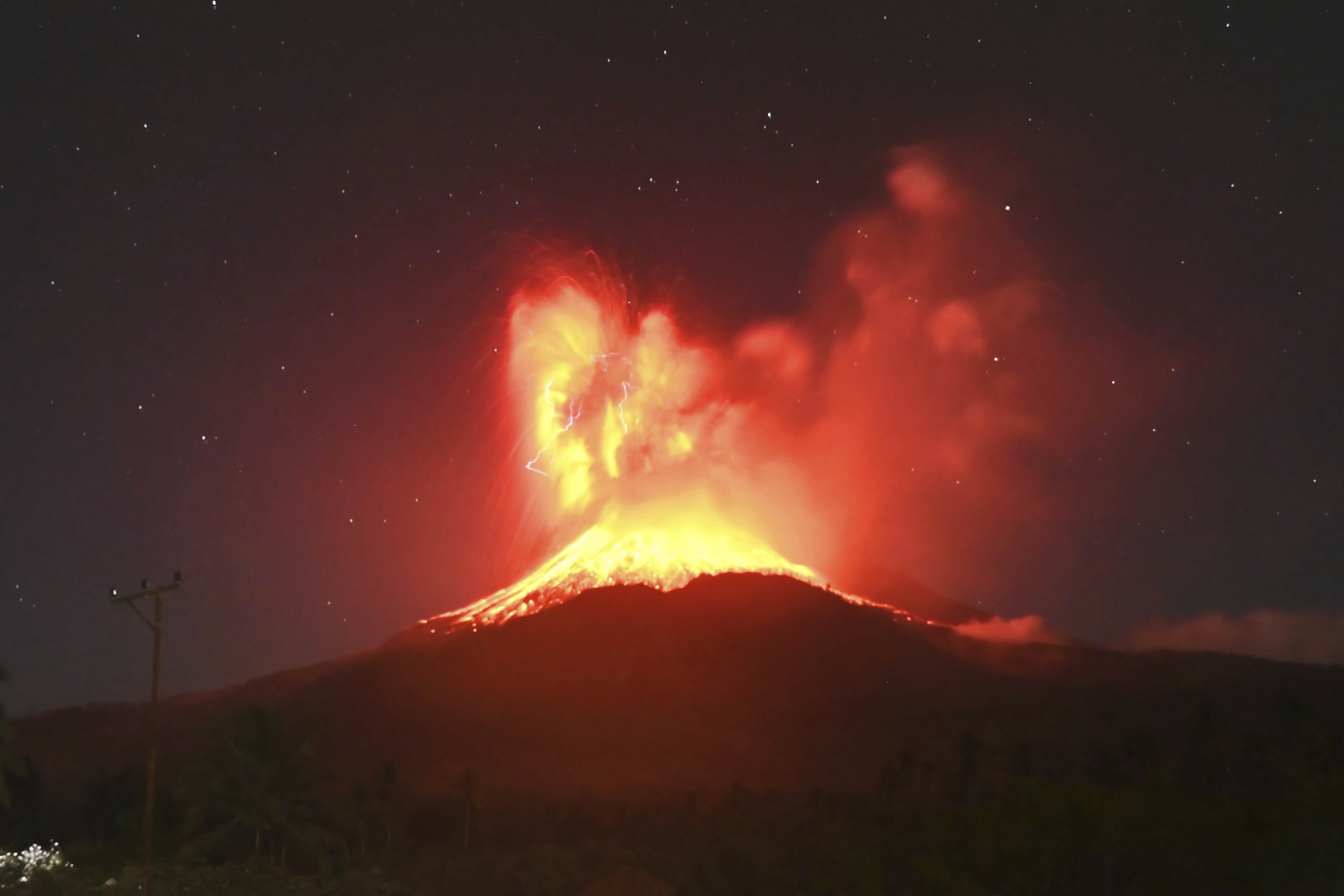 Lewotobi volcano
