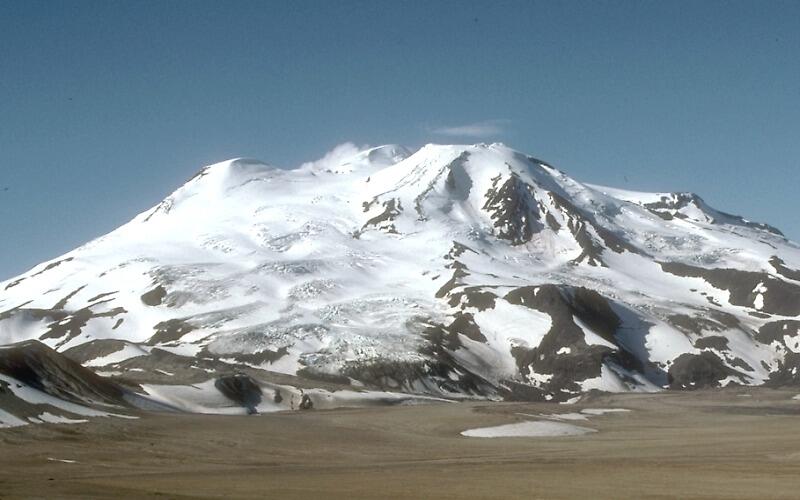Mageik volcano