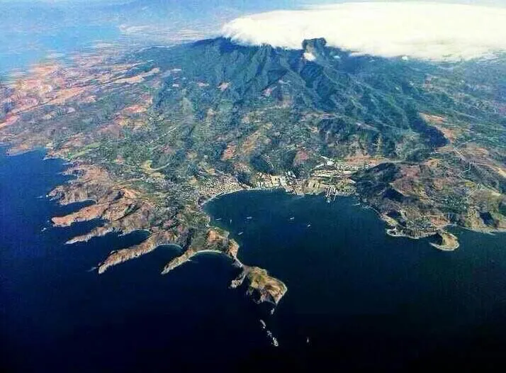 Mariveles volcano