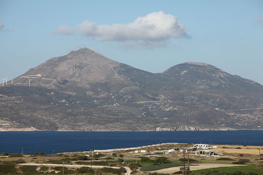Mílos volcano