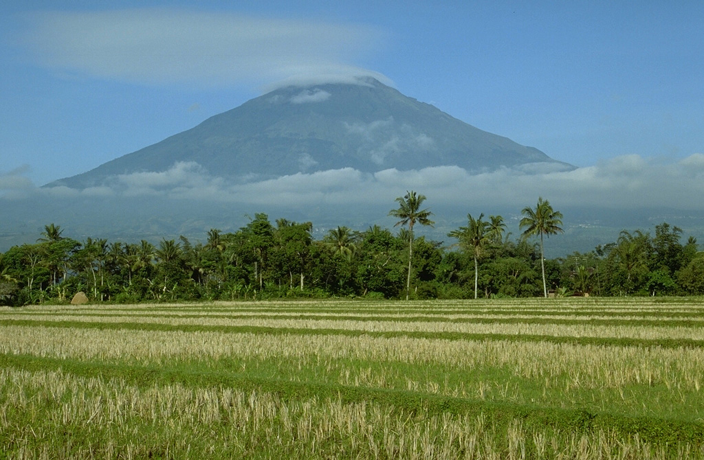 Mount Sumbing volcano