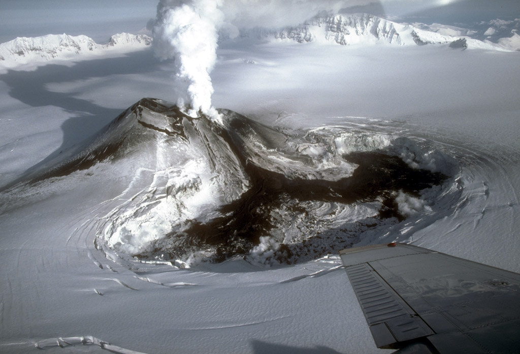 Mount Veniaminof volcano