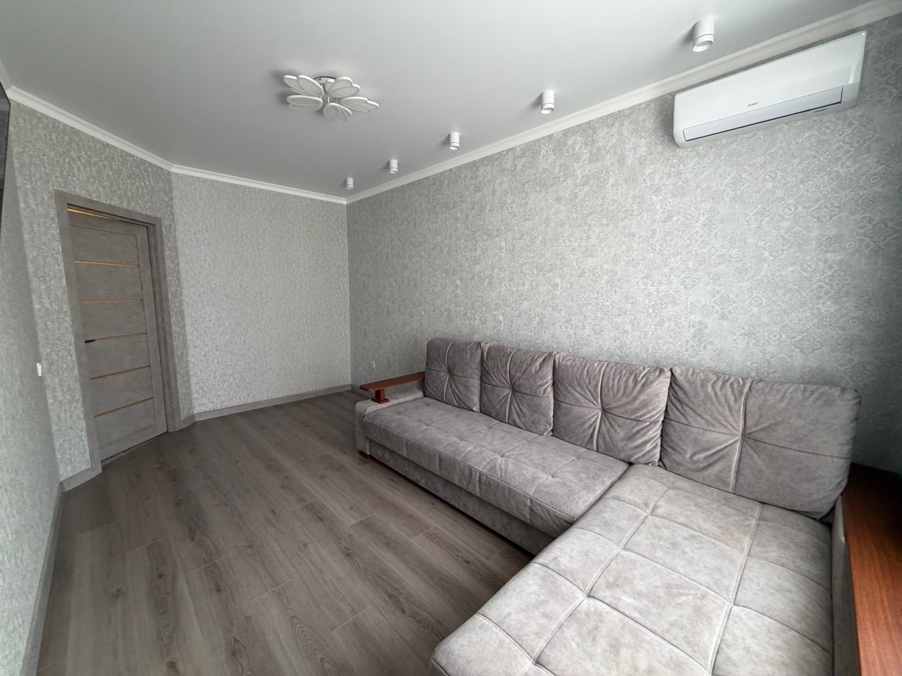Квартира 1 комн., 36 м², этаж 15 — Ростов-на-Дону — фото 5