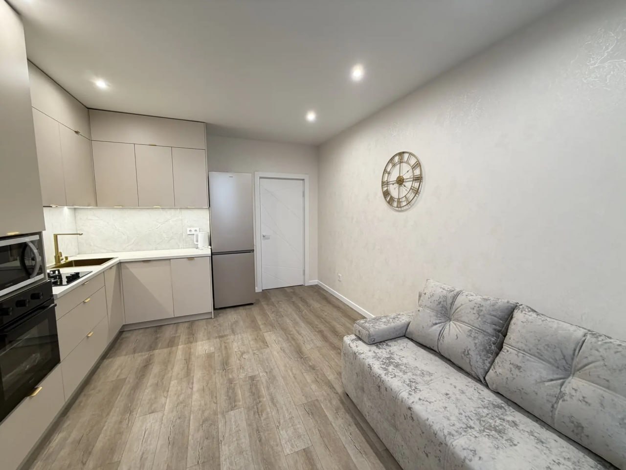 Квартира 2 комн., 47 м², этаж 3 — фото 12