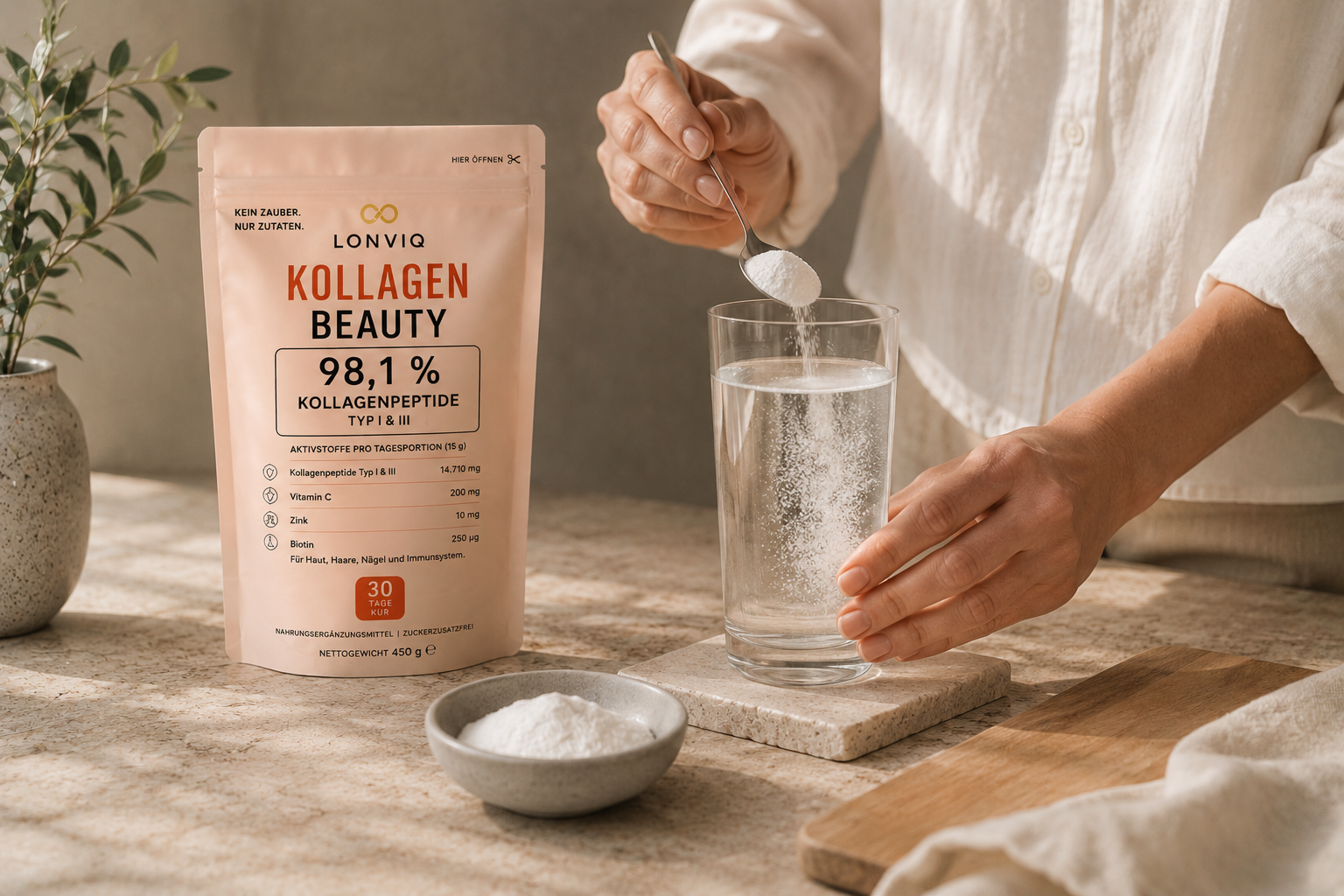Preparing LONVIQ collagen drink
