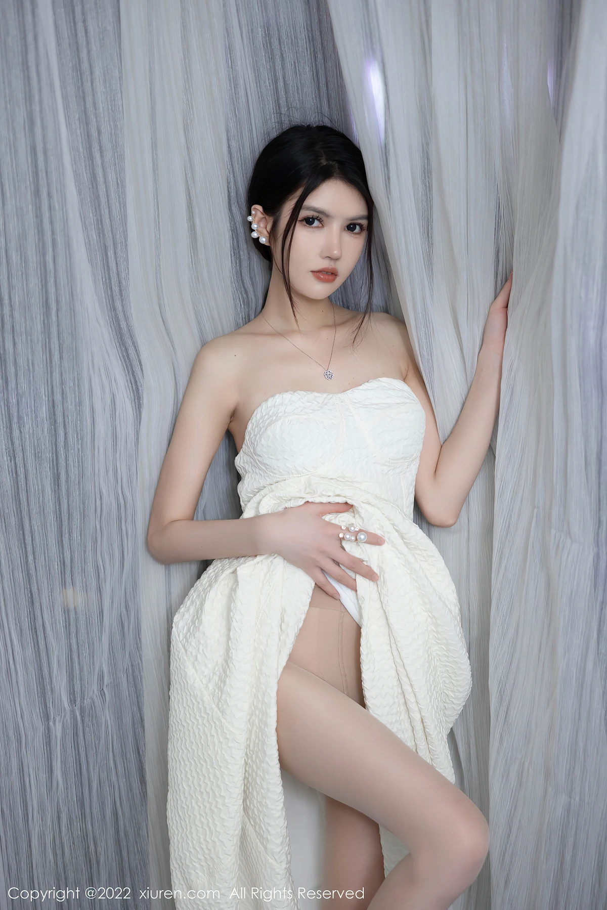 秀人网No.5268 媛媛酱belle海南旅拍：看完我才懂，要给她留一整本“专属心动帧” - 3