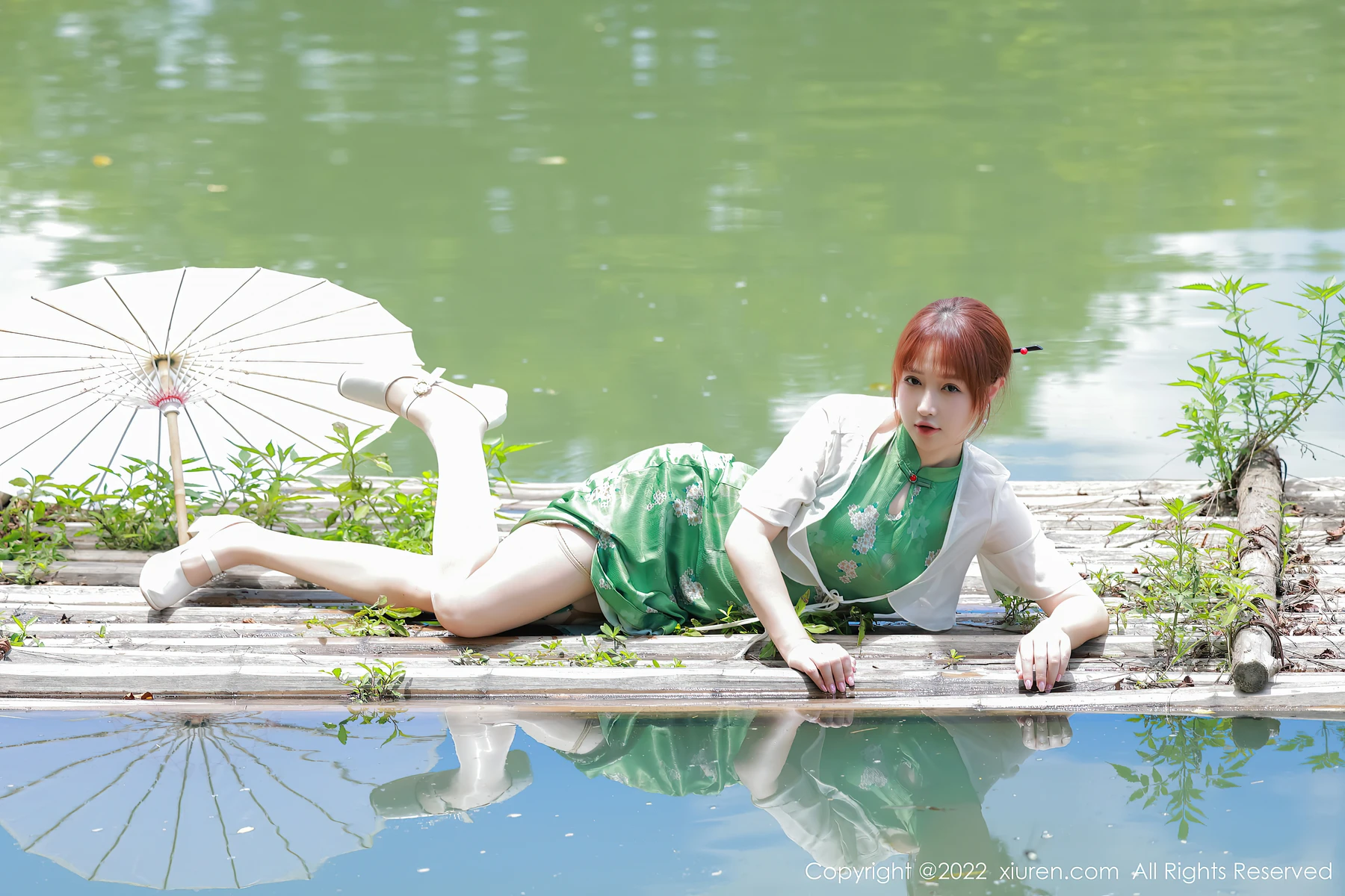 XiuRen No.5276 养乐多DoDo江边旗袍写真：看完想带自家那位拍一套！ - 5