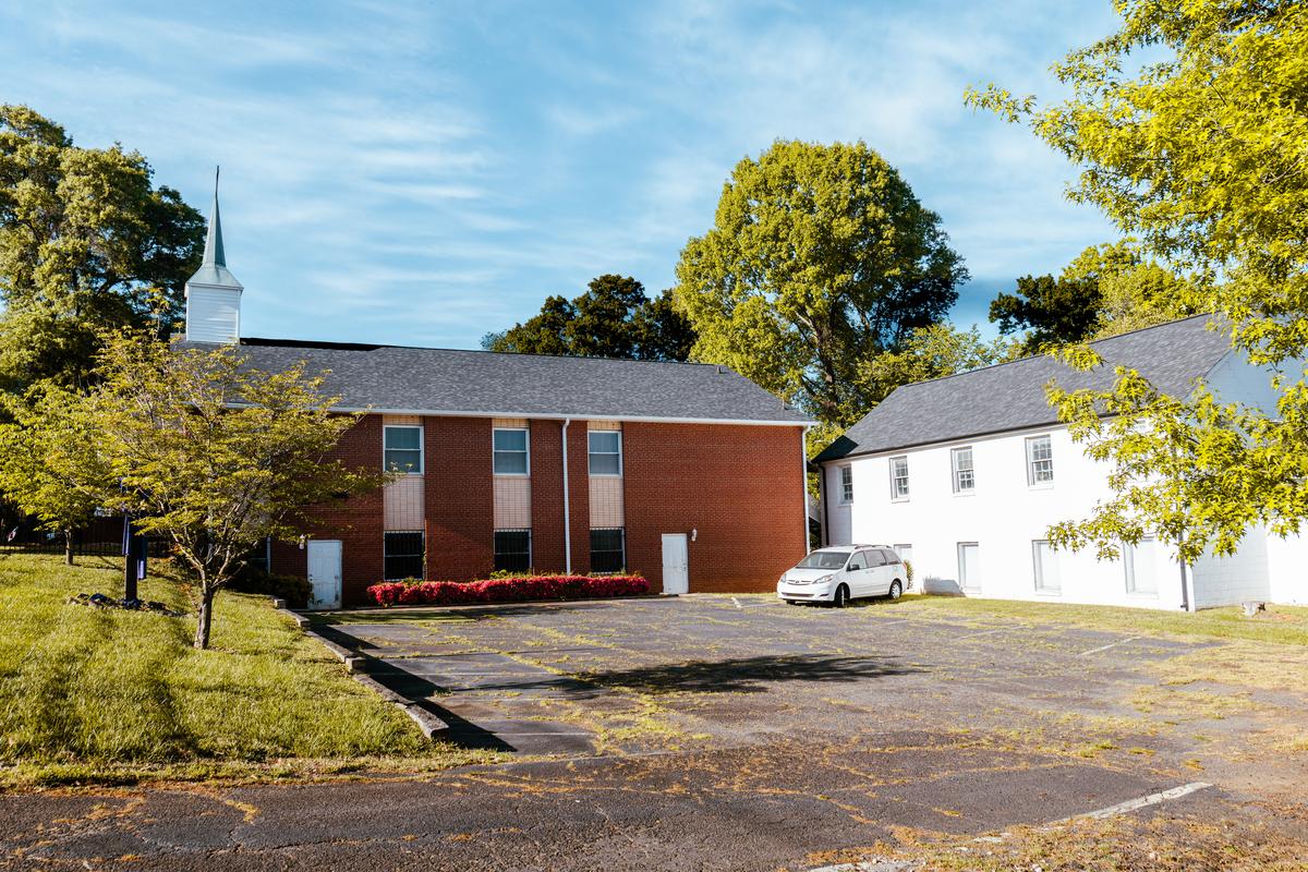 Exterior view 2