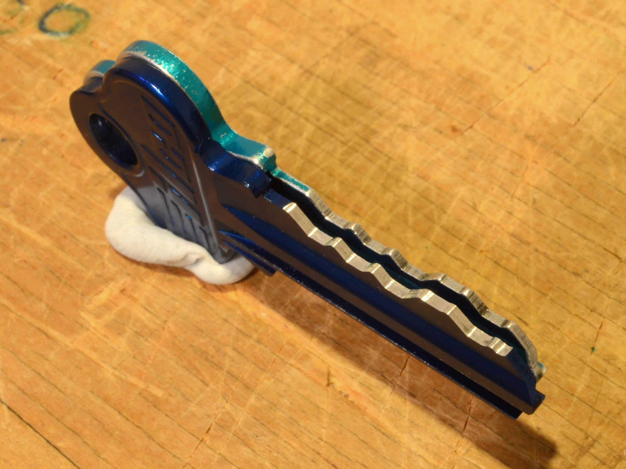 Comparison of new key (dark blue) with original key (light blue)