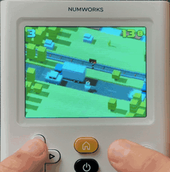 Crossy Road on a real NumWorks calculator