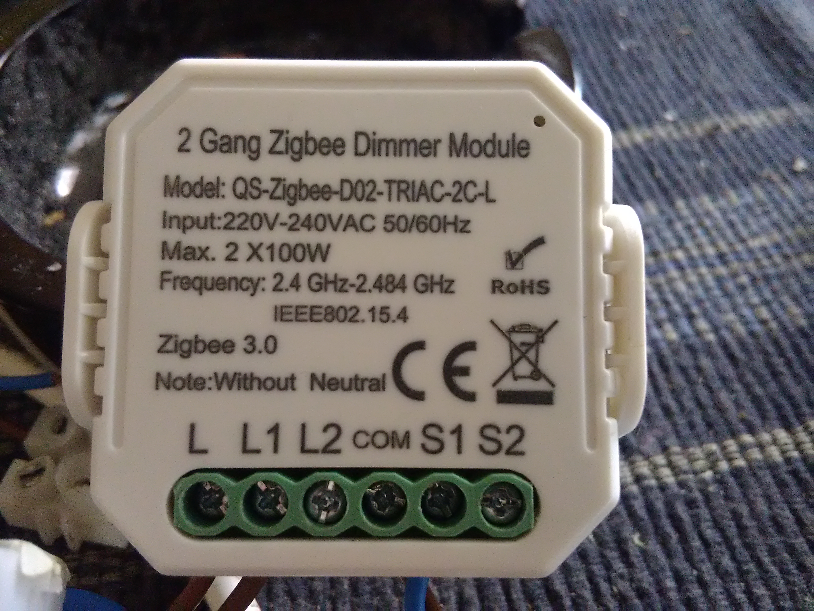 QS-Zigbee-D02-TRIAC-2C-L Front