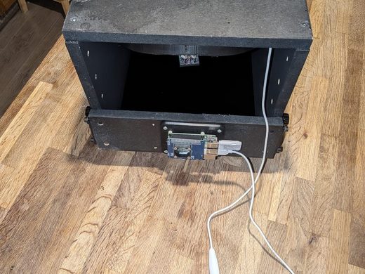 Open front, Pi at the back