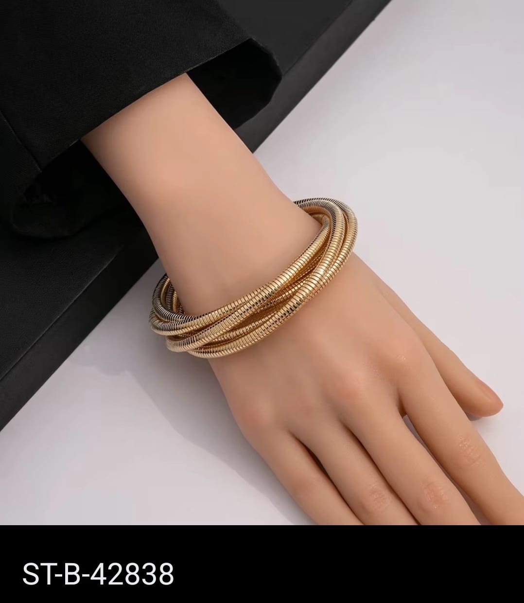 Classic Gold Bangle