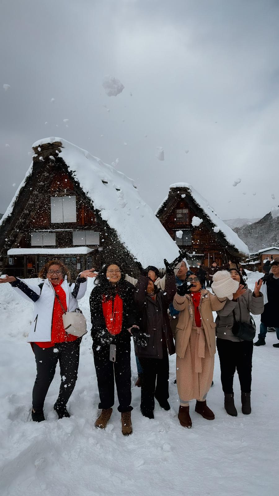 Shirakawa-go Snow