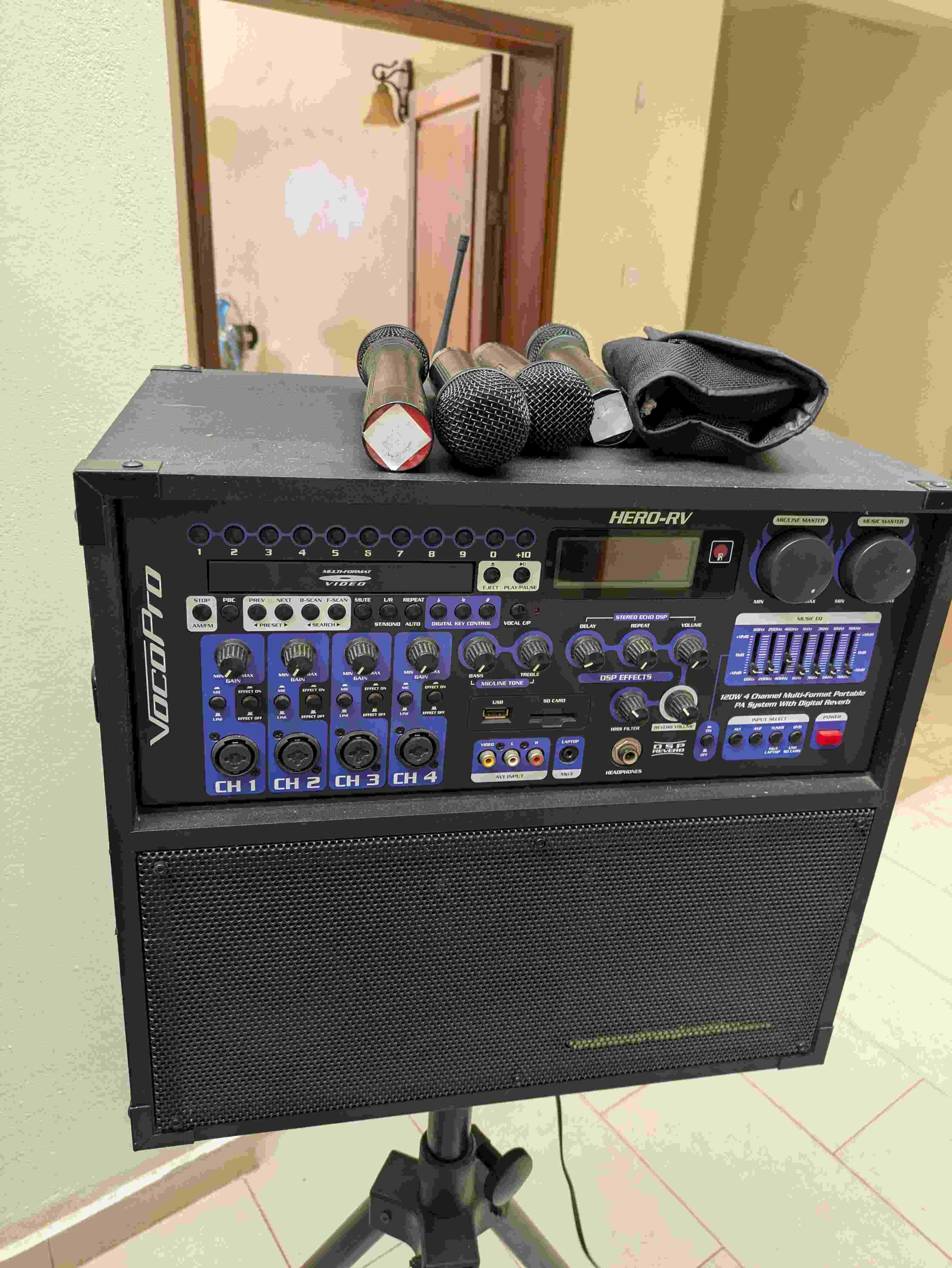 VocoPro HERO-REC Multi-Format Portable PA Karaoke System with Digital Recorder Vocopro