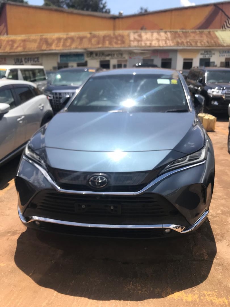 Toyota Harrier 2021