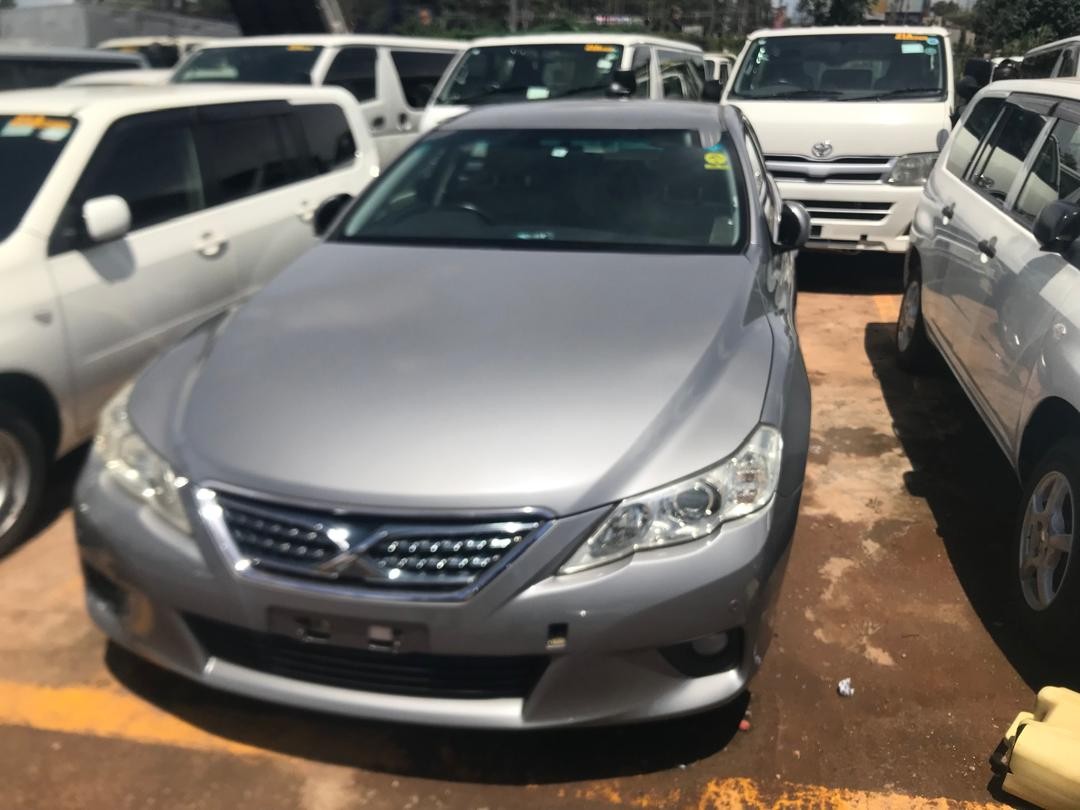 Toyota Mark X 2014
