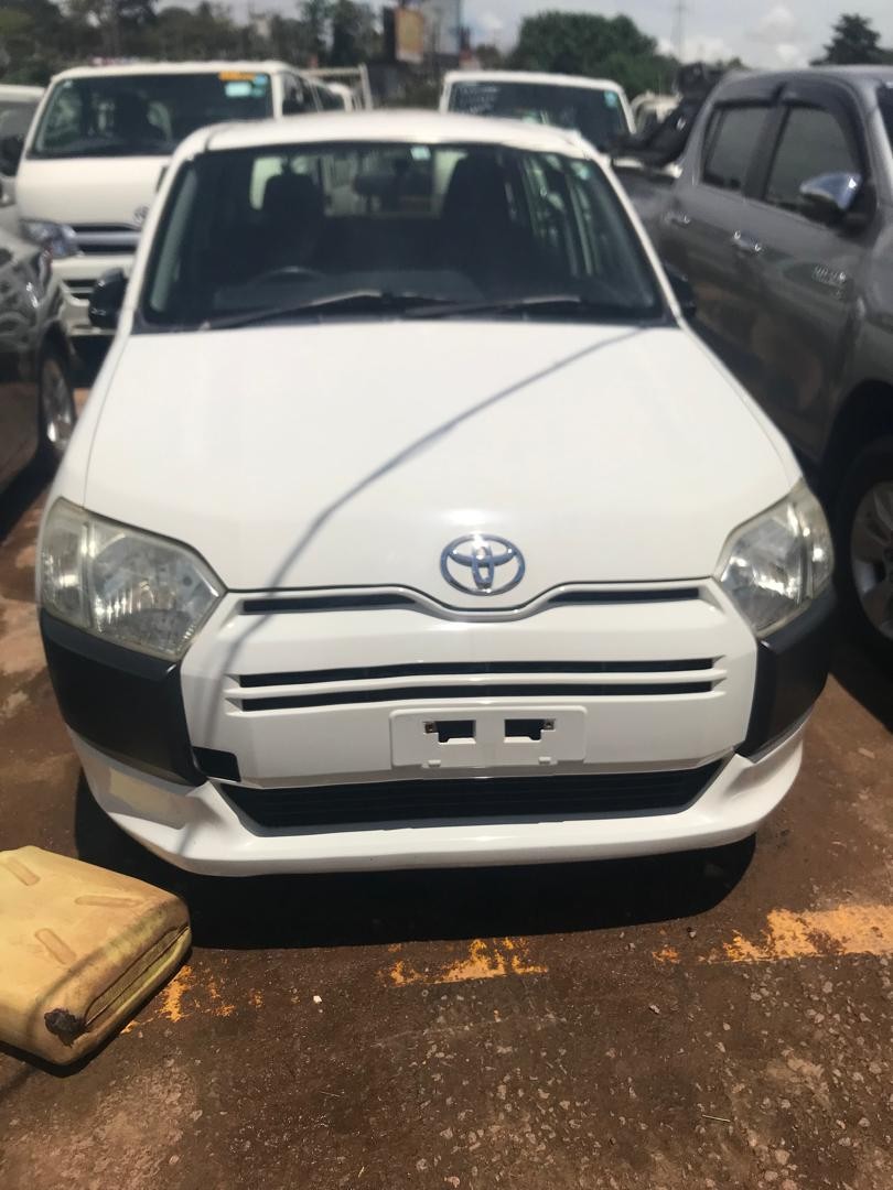 Toyota Probox 2015