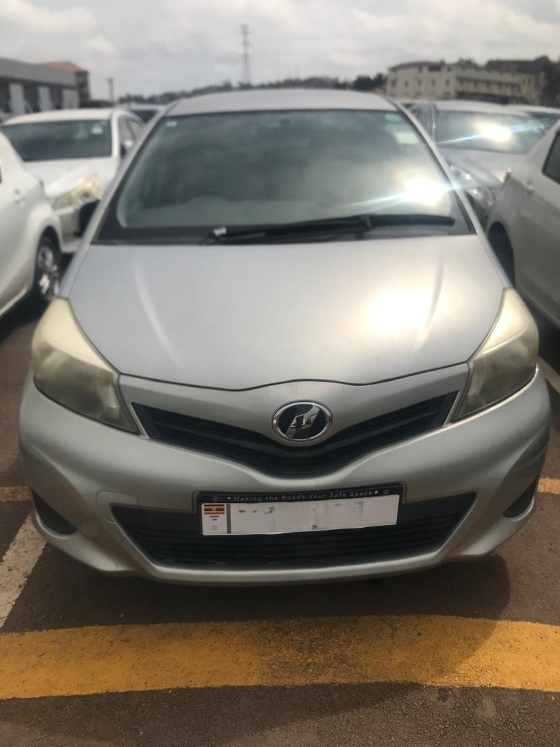 Toyota Vitz 2011