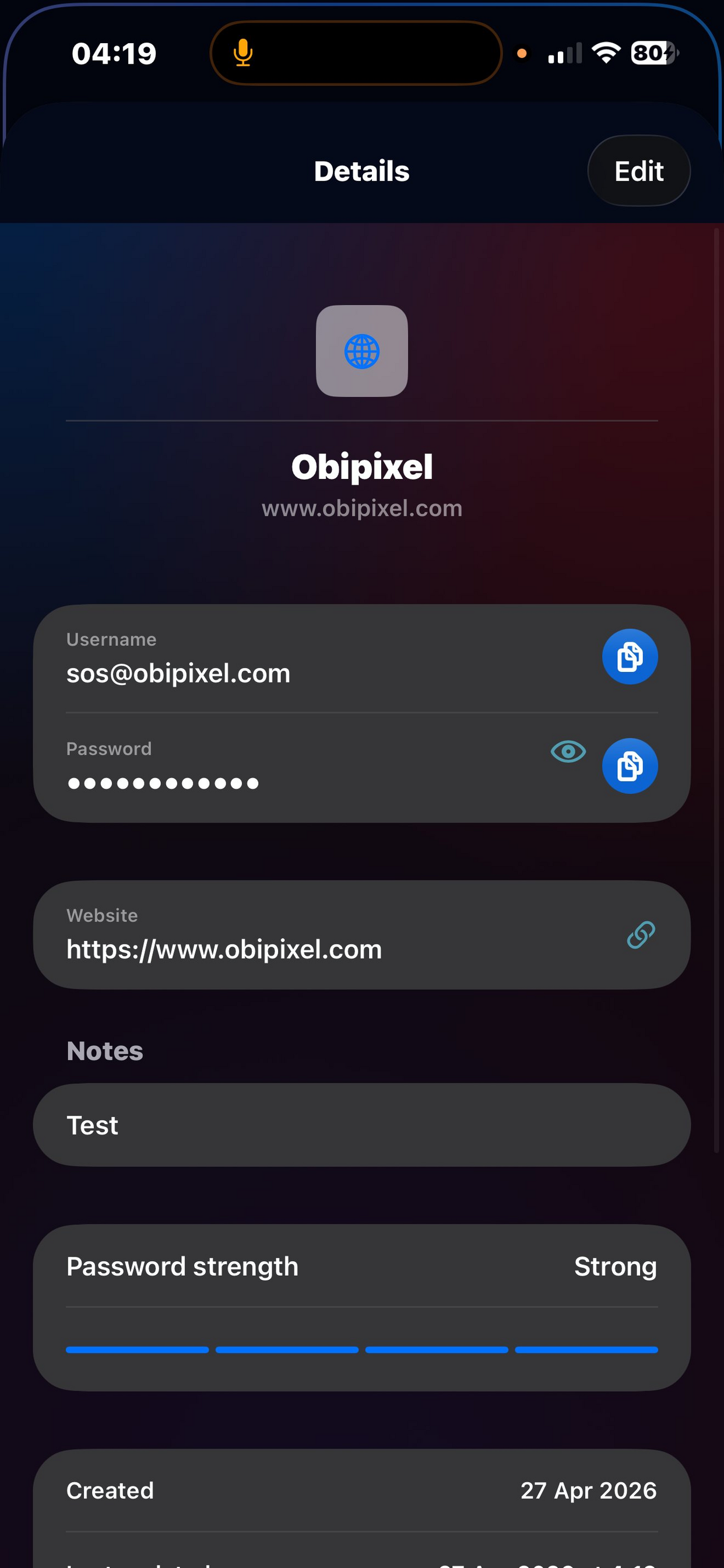 AlphaVAULT — Credential detail view