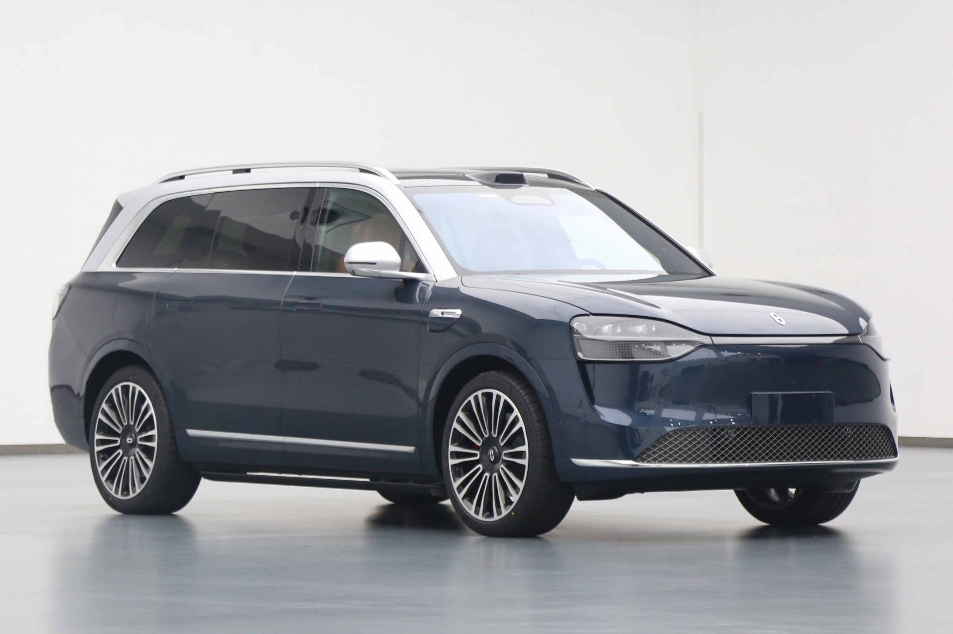 AITO M9 Test Vehicle