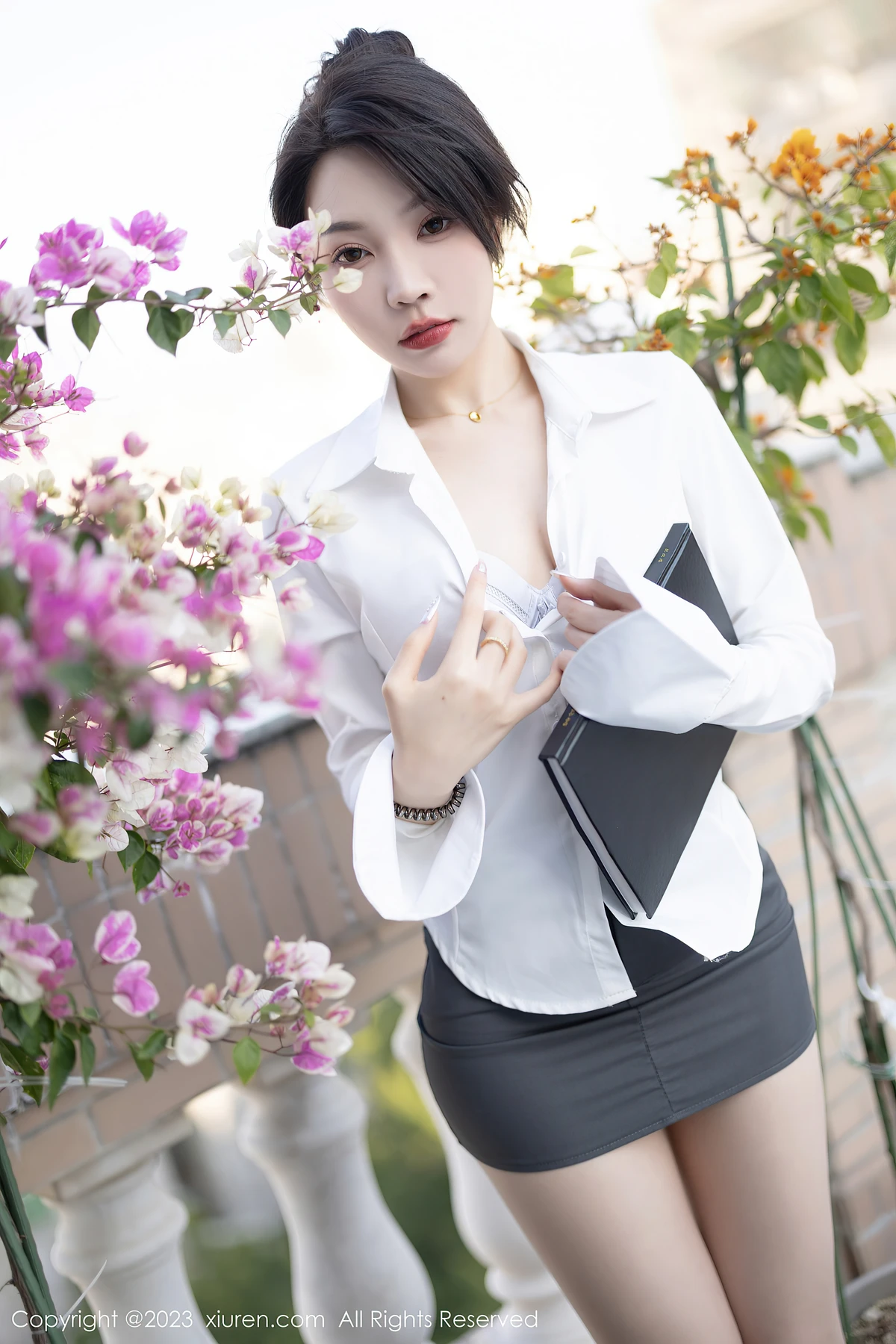 XiuRen No.7002 徐莉芝Booty海南岛旅拍：原来你的她也藏着这么勾人的美？ - 4