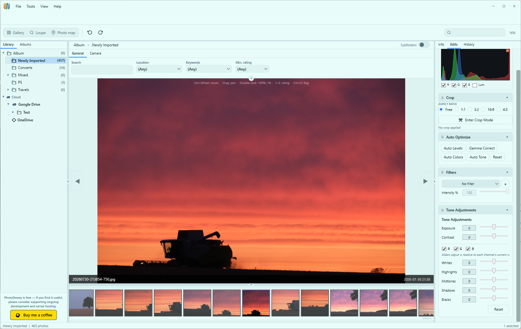 PhotoDewey loupe view for inspecting a single photo