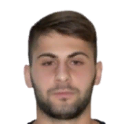 Kadir Karış
