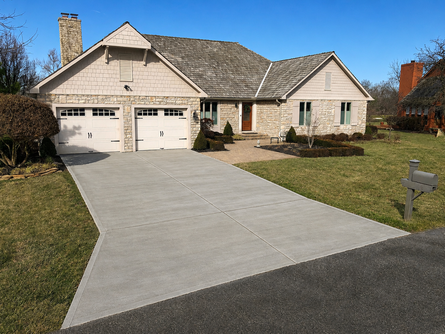 Concrete sidewalk renovation