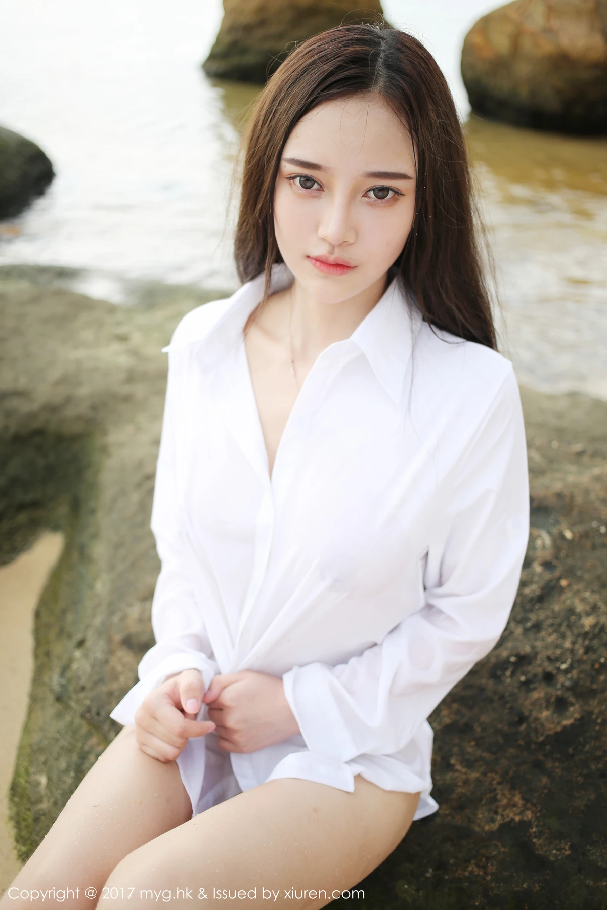 MyGirl美媛馆 Vol.259_女神唐琪儿il心愿旅拍海边真空白衬衫秀豪乳诱惑写真60P - 4