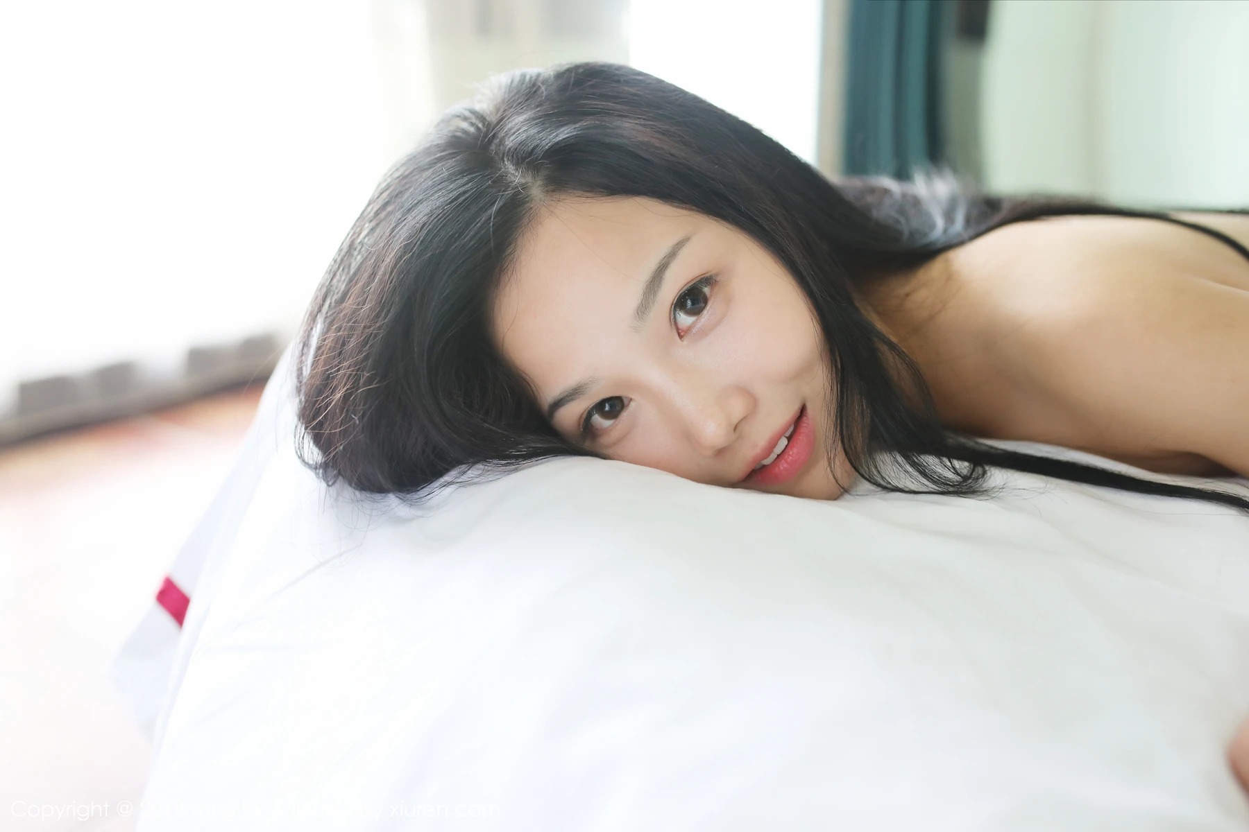 MyGirl美媛馆 Vol.294_嫩模徐微微mia私房粉色情趣内衣半脱秀豪乳翘臀惹火诱惑写真42P - 7