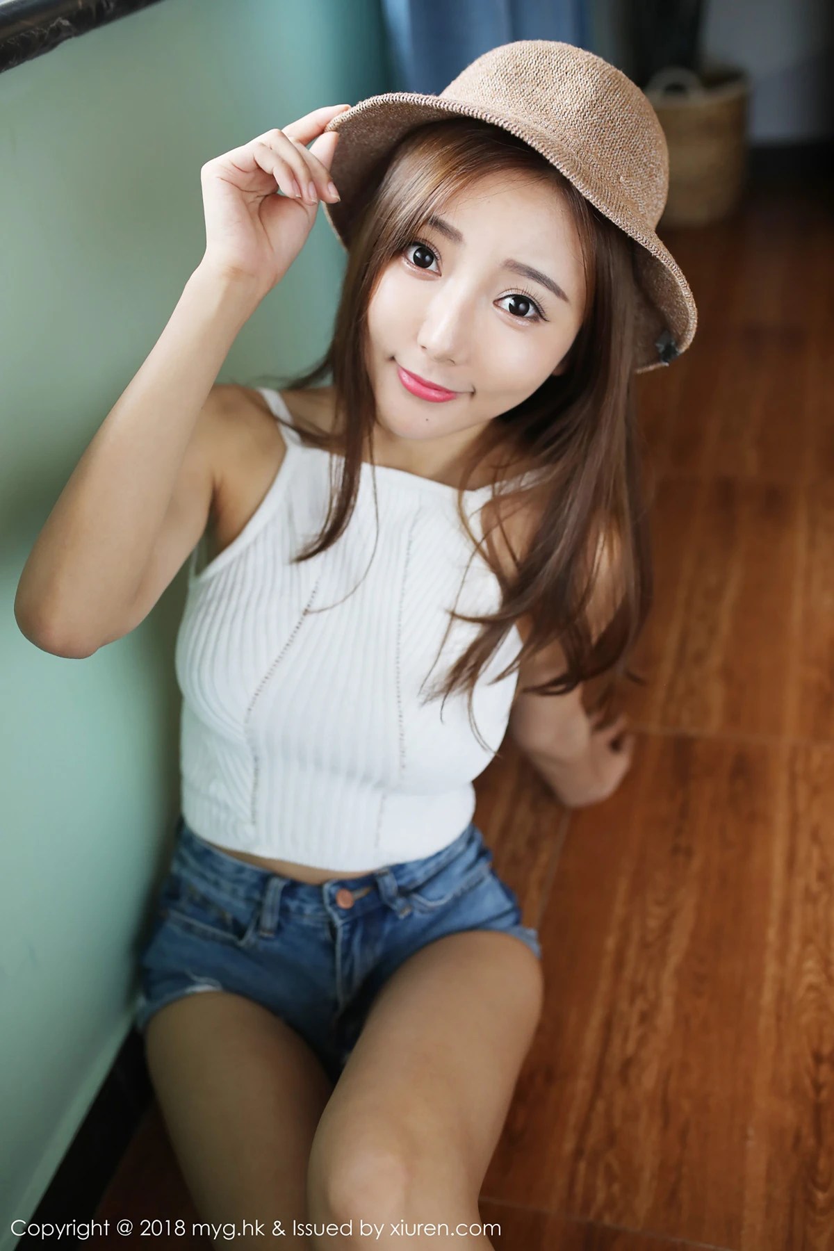 MyGirl美媛馆 Vol.312_嫩模王馨瑶yanni阳光美少女白色吊带衣配牛仔短裤性感写真47P - 6