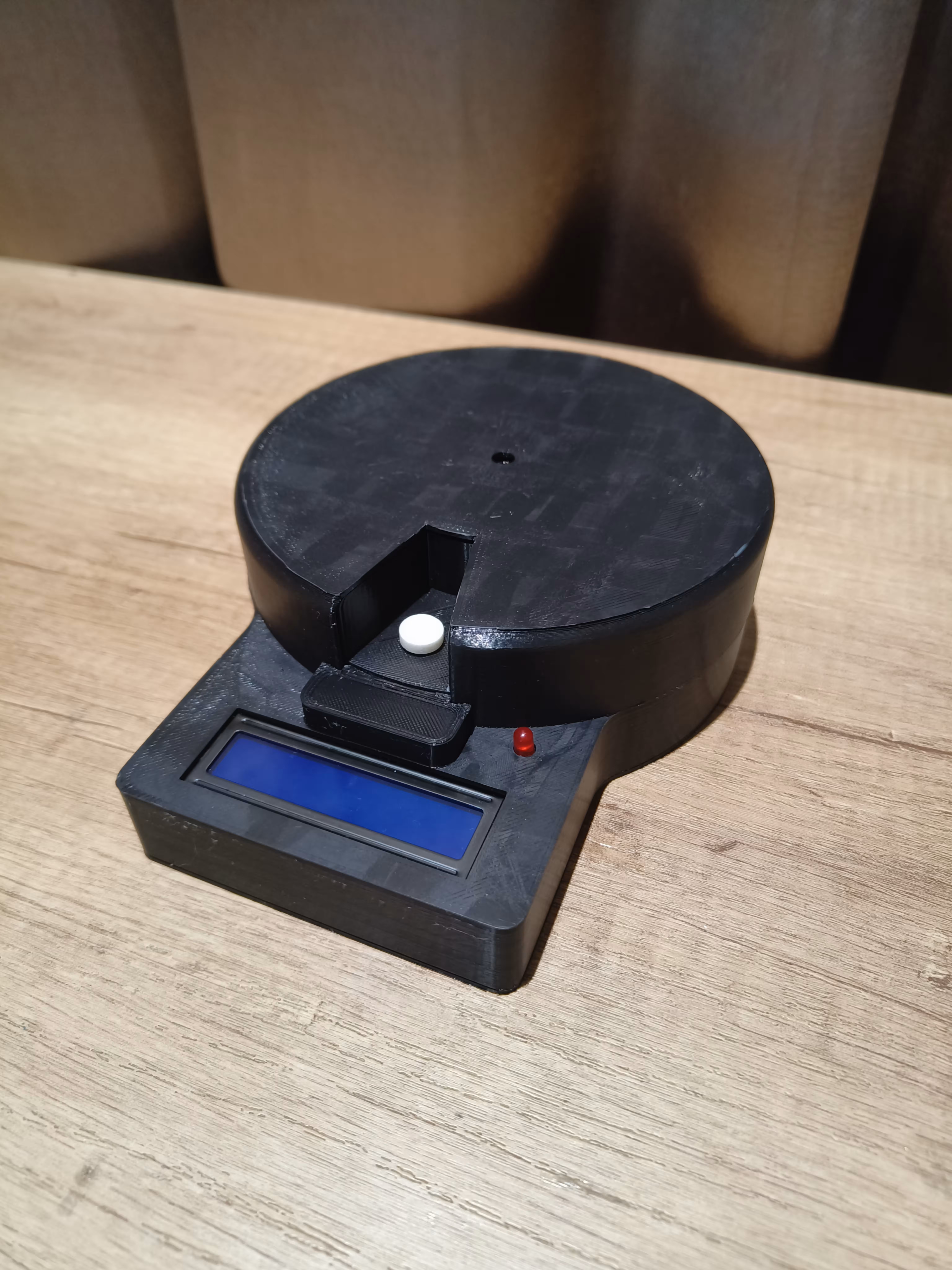 Arduino-based smart medication dispenser with display