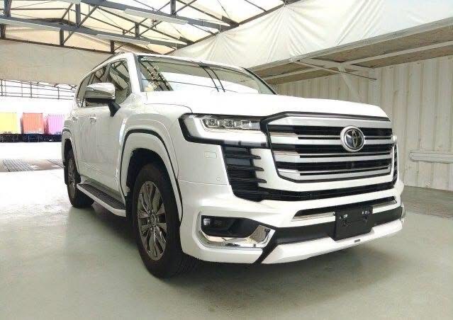 Toyota Land Cruiser 300