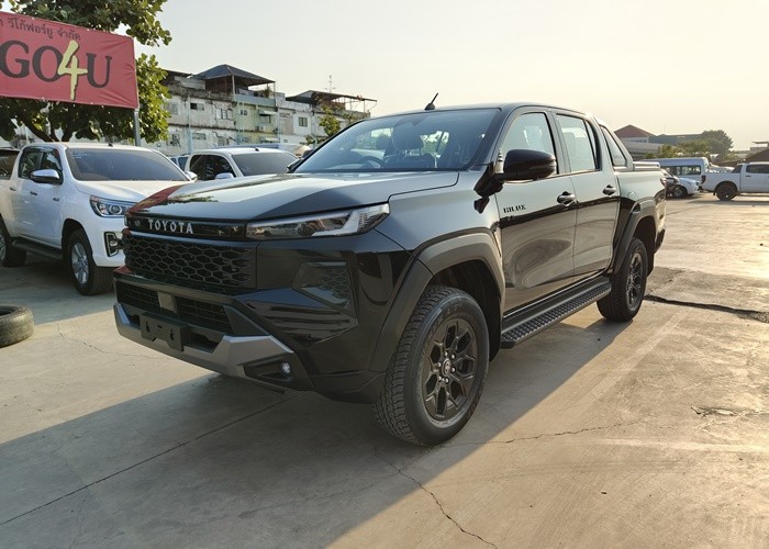 Toyota Hilux Travo Over Land Plus