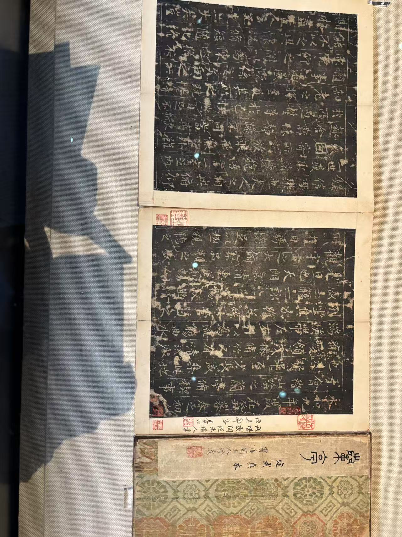 东京国立博物馆:原本是买了特展”大觉寺“的票,结果特展没什么好看的,就顺道去看了东亚馆的展品。没想到基本全是中国的藏品,感情好东西全是被抢到这里来了,心里五味杂陈…