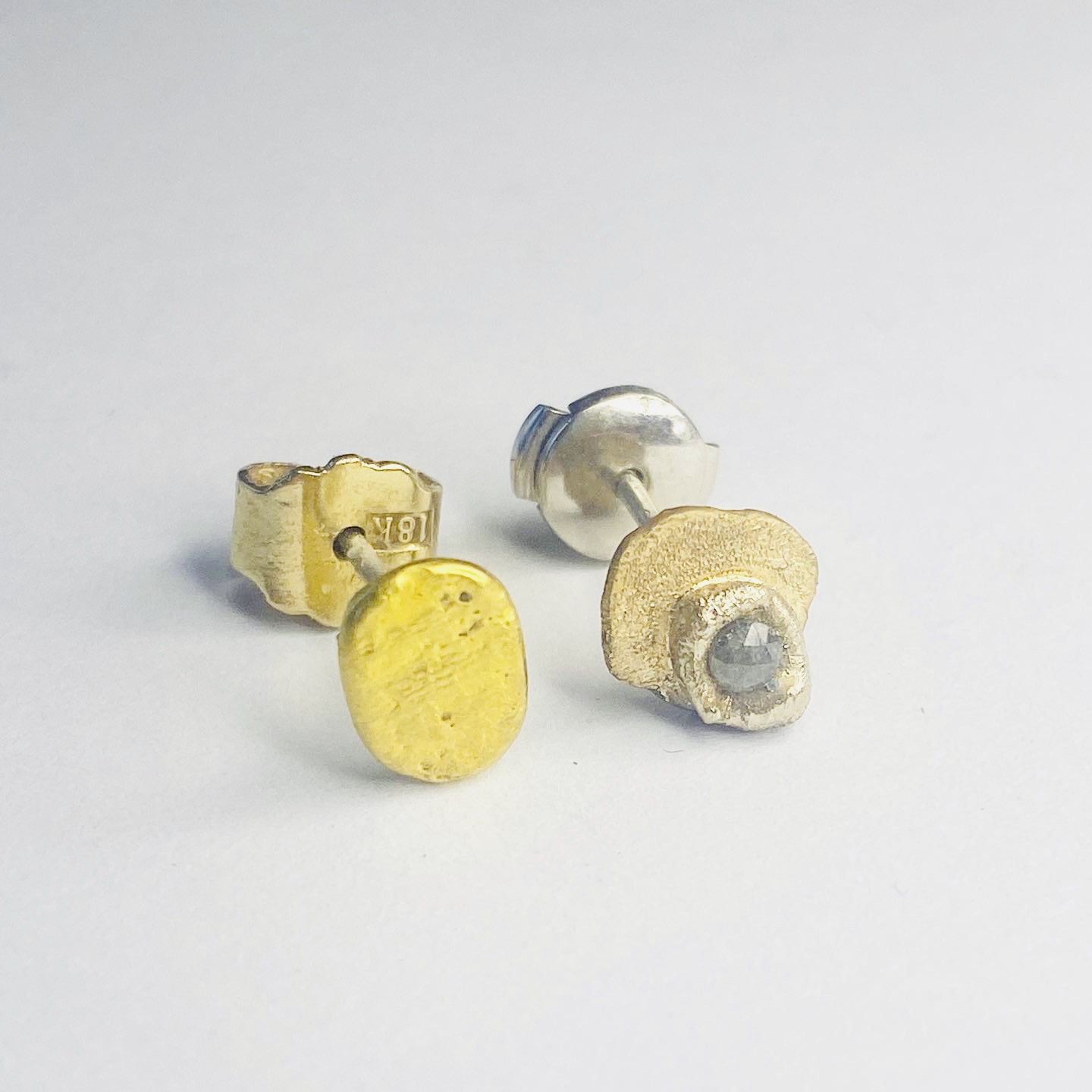 Baguette stone ring